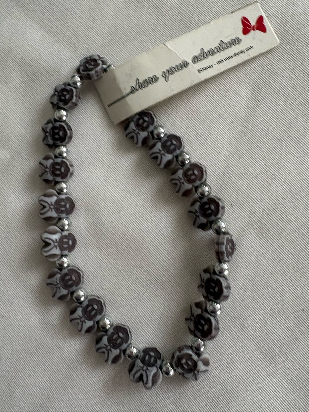 Trrtlz  Disney Minnie Mouse Bracelet NWT